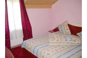 Romania Privát Bran, Exterior